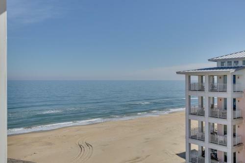 The Sanctuary - Penthouse Paradise 402a