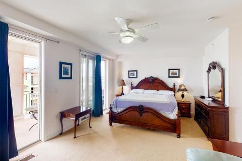 The Sanctuary - Penthouse Paradise 402a