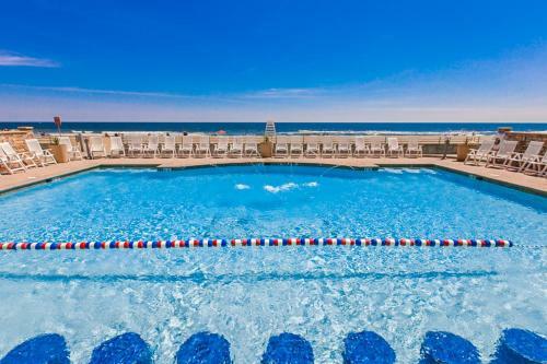 The Sanctuary - Penthouse Paradise 402a