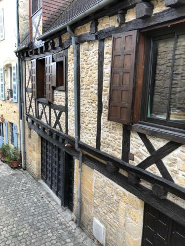 Montignac-lascaux Maison Ville 4 Pers