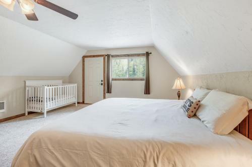 Riverfront Retreat At Lavender Lake