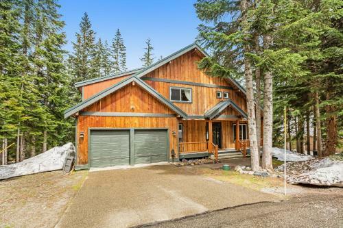 Cascade Lodge