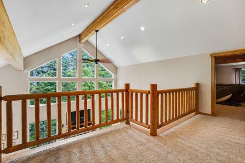 Cascade Lodge