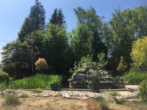 Villa Avec Piscine � 15 Mn Des Plages Normandes