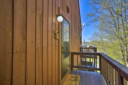 Apartamento Vernon Township Condo With Scenic Mtn Views!