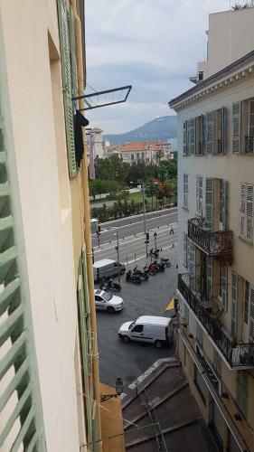 Apartamento Charmant Studio Vieux-nice Coul�e Verte