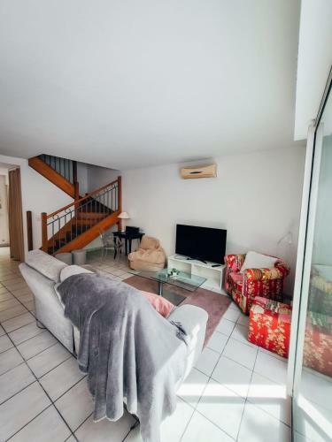 Charmante Maison Familiale Avec Jardin Cosy