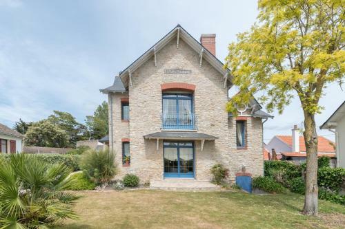 Maison Familiale Proche Centre-ville Avec Jardin