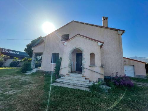 Villa Porto-vecchio, 2 Bedrooms, 5 Persons - Fr-1-62-166