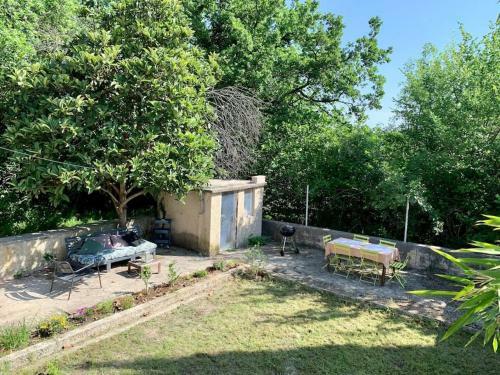Maison De Village Avec Jardin � La Campagne