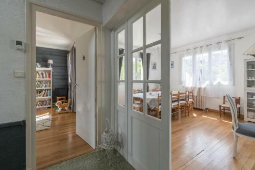 Maison Familiale Avec Jardin, Centre De St Nazaire