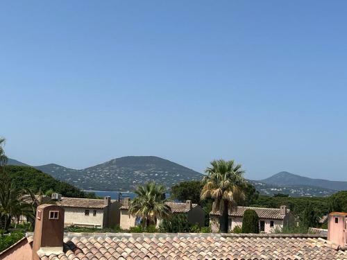 Apartamento L?atypique : 2 Chambres // Piscine // Parking