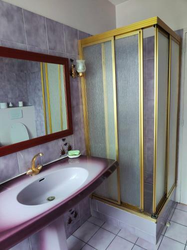 Hostal Chambre Grise Dans Demeure Du 16e