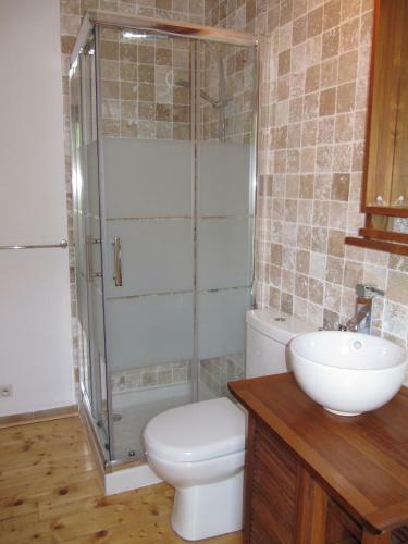 Villa With Natural River Pool, 15 Mins From Beach