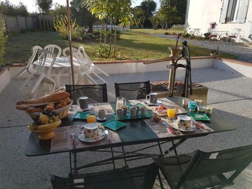 Bed & Breakfast L'airial De Larroque