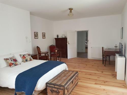 Bed & Breakfast L'airial De Larroque