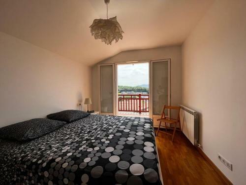 Villa Urrugne, 3 Bedrooms, 6 Persons - Fr-1-239-770
