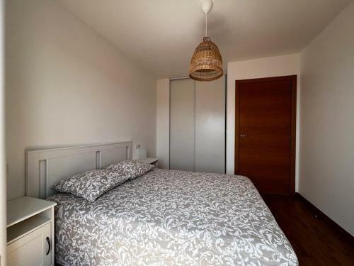 Villa Urrugne, 3 Bedrooms, 6 Persons - Fr-1-239-770