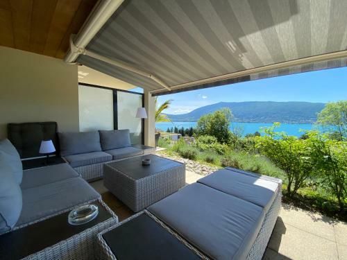 Apartamento Lake & Mountain View - Piscine, Parking, Terrasse