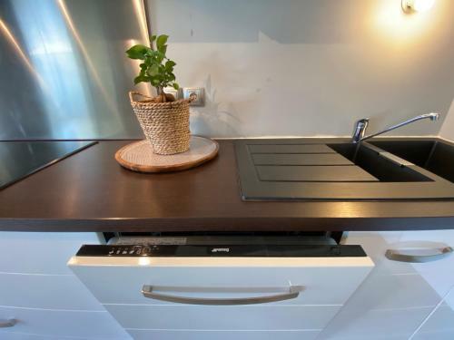 Apartamento Lake & Mountain View - Piscine, Parking, Terrasse