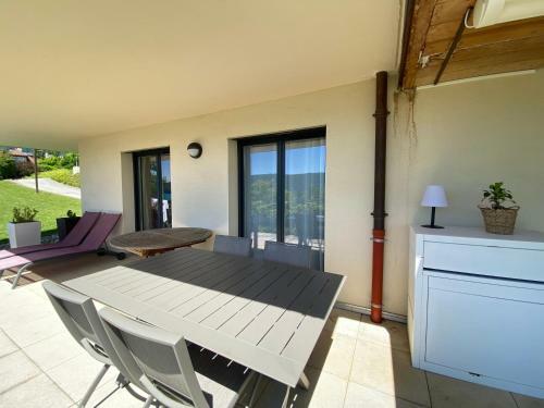 Apartamento Lake & Mountain View - Piscine, Parking, Terrasse