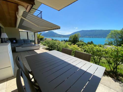 Apartamento Lake & Mountain View - Piscine, Parking, Terrasse