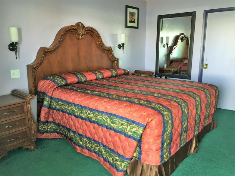 Walden Motel