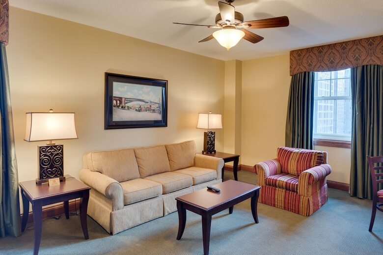 Hotel Missouri Athletic Club