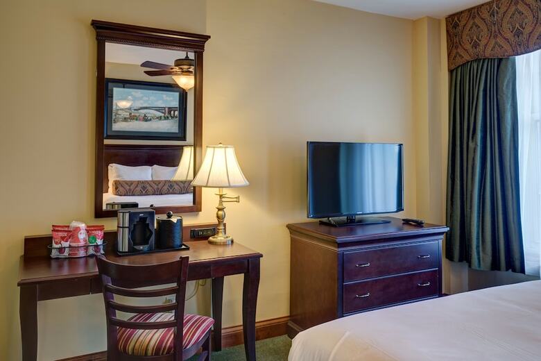 Hotel Missouri Athletic Club