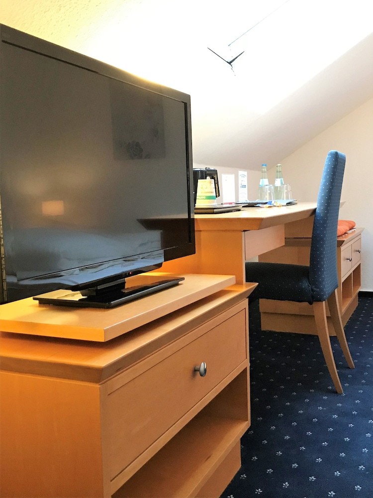 Hostal Hotel Senator