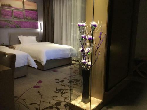 Lavande Hotel Longnan Changjiang River Avenue