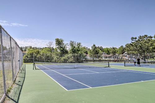 Lovely Ocean Pines Home With Loft And Pool Access