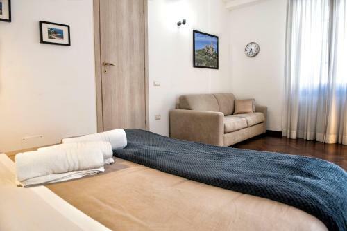 Hostal Corso 151