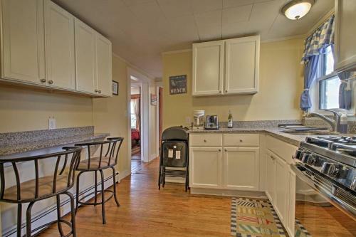 Dunrovin Family Retreat Buzzards Bay Home With View