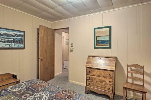 Lakefront Berkshires Retreat With Deck, Dock And Boat!