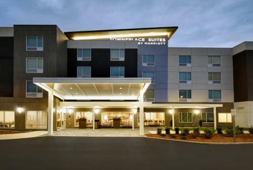 Hotel Towneplace Suites By Marriott Fall River Westport