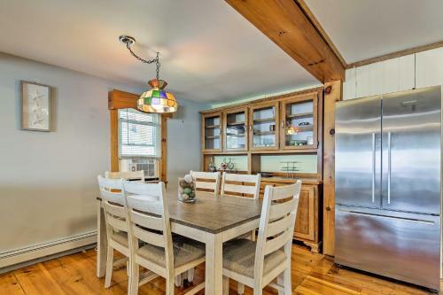 Oceanfront Cape Cod Home With Porch, Yard And Grill!