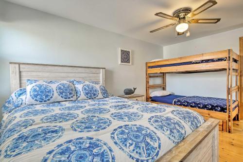 Oceanfront Cape Cod Home With Porch, Yard And Grill!