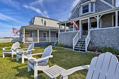 Oceanfront Cape Cod Home With Porch, Yard And Grill!
