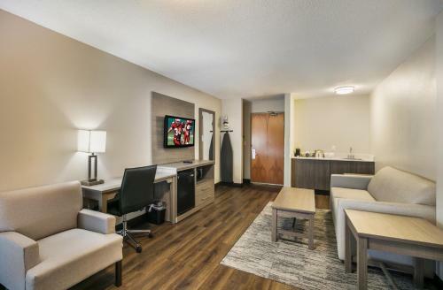 Hotel Red Roof Inn Plus+ Boston - Logan