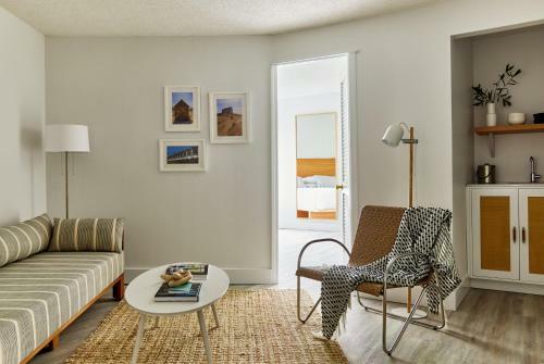 Hotel Parker Beach Lodge