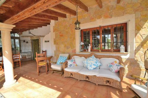 Villa Son Lleig, Muro 001