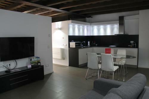 Apartaments Y Habitacions Entre Volcans
