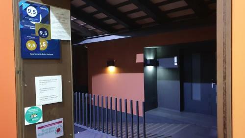 Apartaments Y Habitacions Entre Volcans
