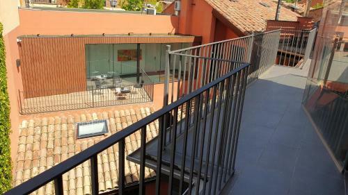 Apartaments Y Habitacions Entre Volcans