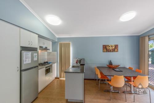 Mandurah Caravan And Tourist Park