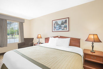 Motel Baymont Inn & Suites - Meridian