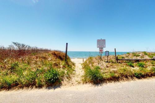 Dunes Edge