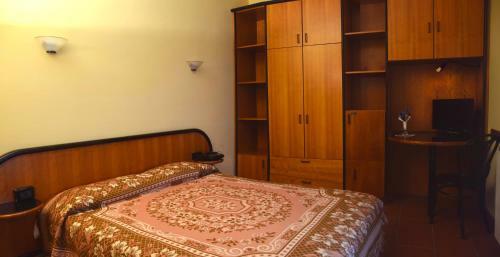 Hotel Lh Albergo Il Picchio