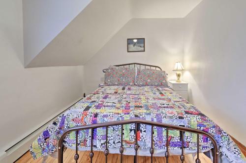 Charming Home Less Than One Block To Lake Superior!